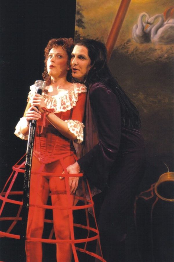 Tobias Pfülb as Colas - Bastien und Bastienne - W.A. Mozart - Theater Krefeld-Mönchengladbach - Copyright M. Stutte