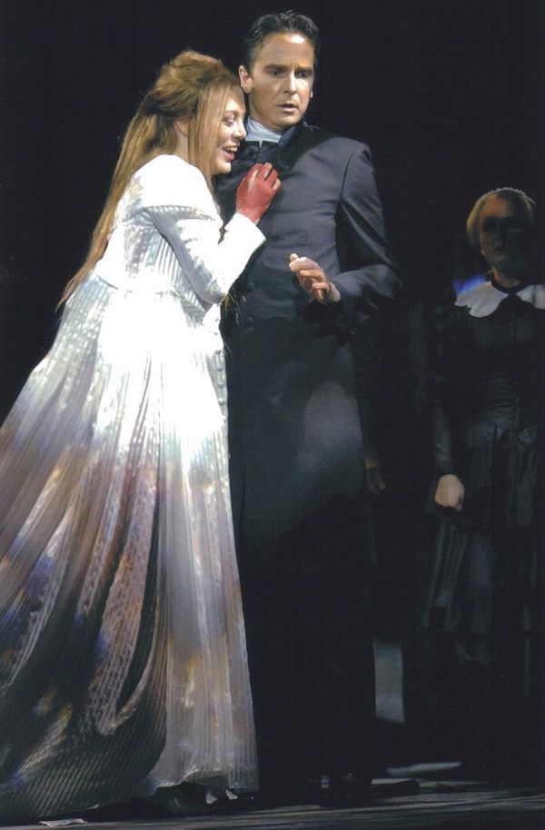 Tobias Pfülb as Raimondo - Lucia di Lammermoor - G. Donizetti  - Theater Krefeld - Mönchengladbach - Copyright M. Stutte