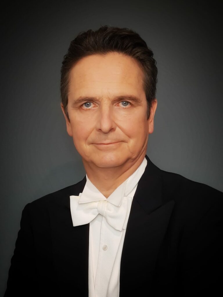 Tobias Pfülb - Bass - Opern- und Konzertsänger